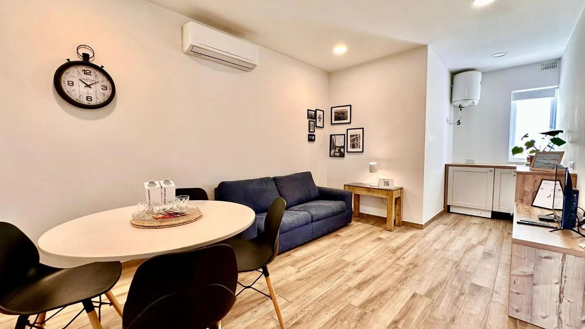 Apartment Lovely Retreat Off The Sea Front Gzira